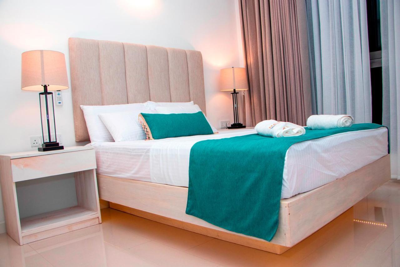 Hasara Oceanfront Apartments Galle Buitenkant foto