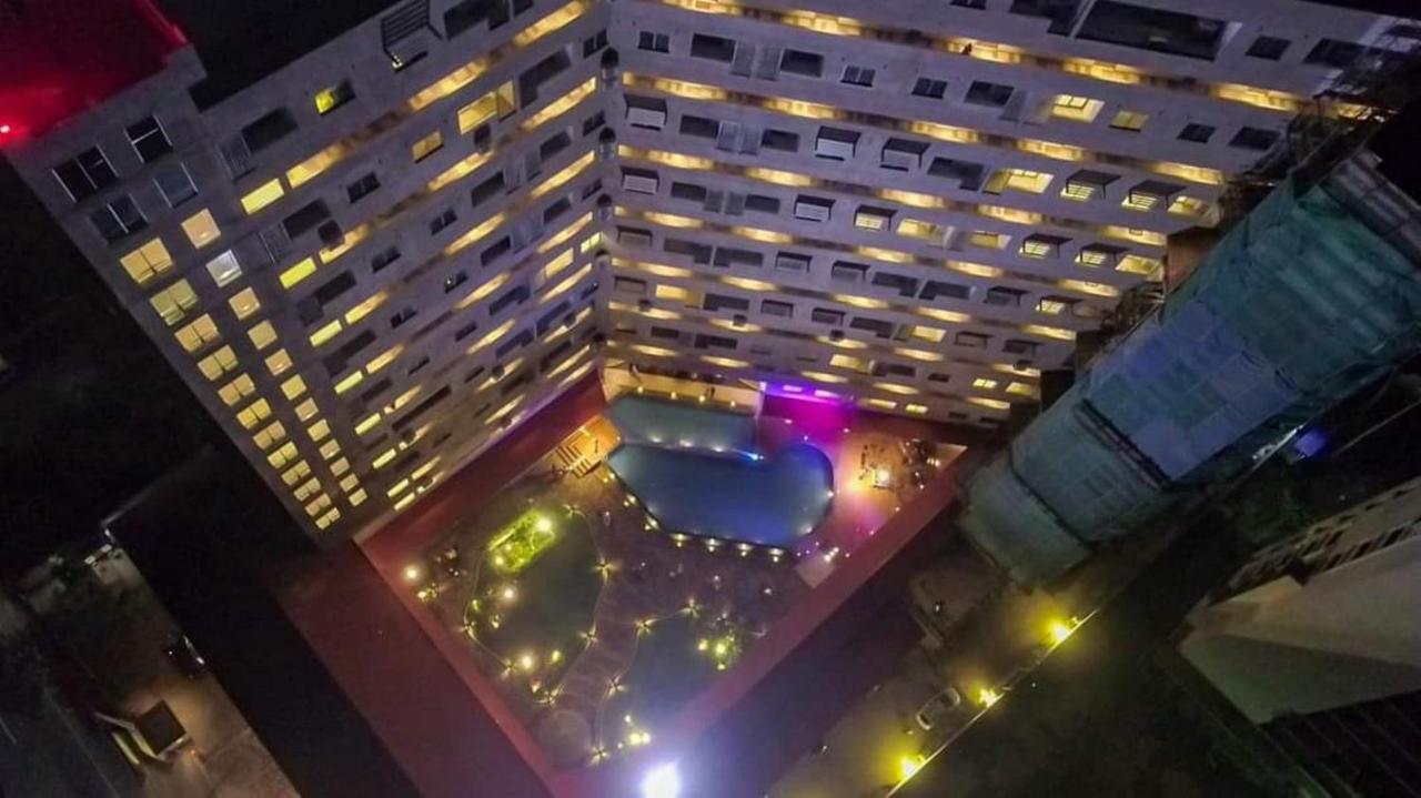 Hasara Oceanfront Apartments Galle Buitenkant foto