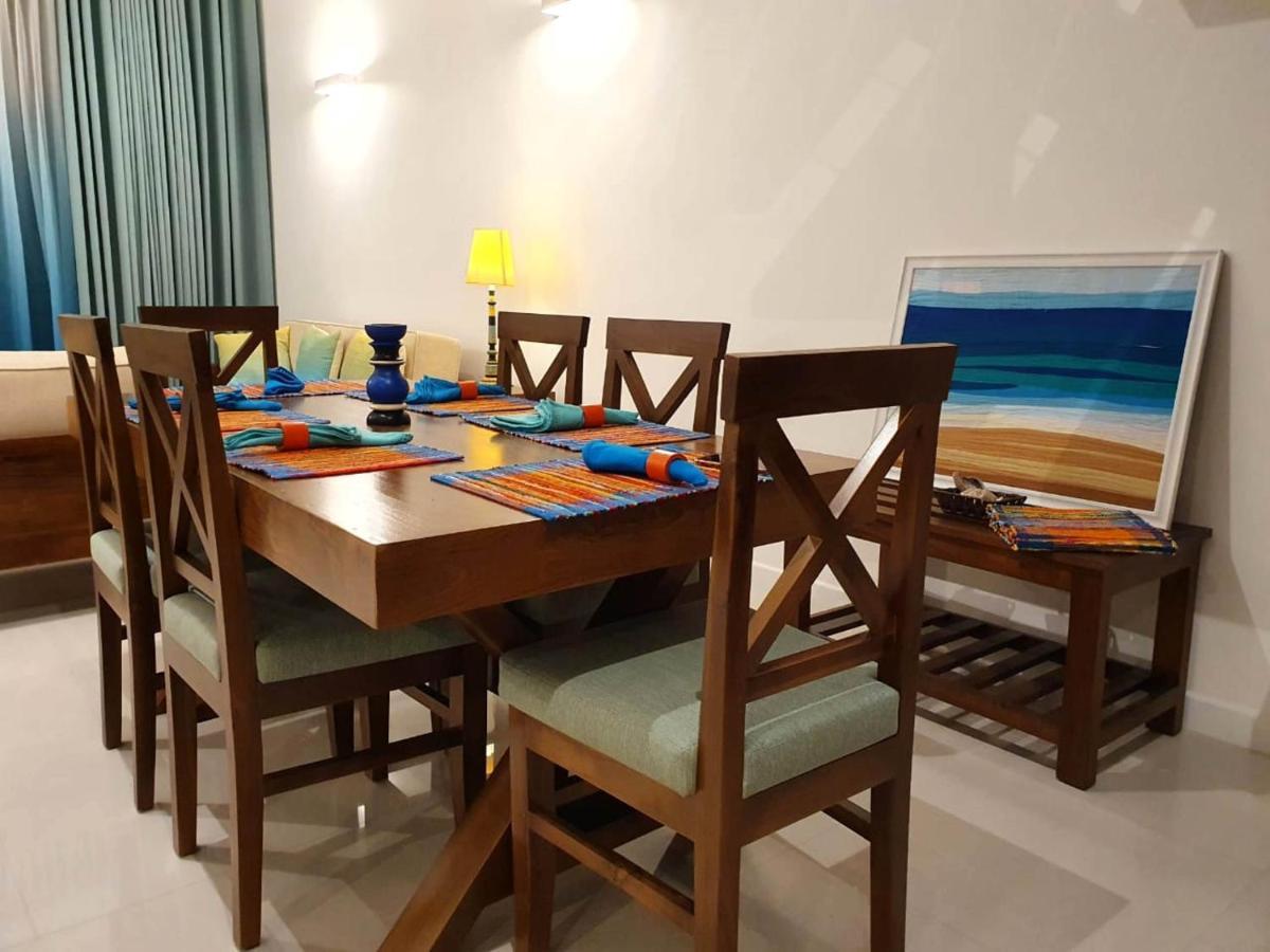 Hasara Oceanfront Apartments Galle Buitenkant foto