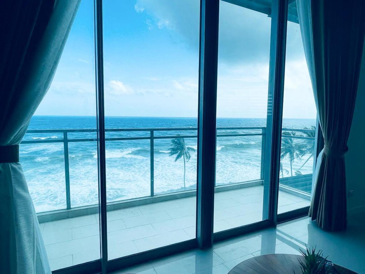 Hasara Oceanfront Apartments Galle Buitenkant foto