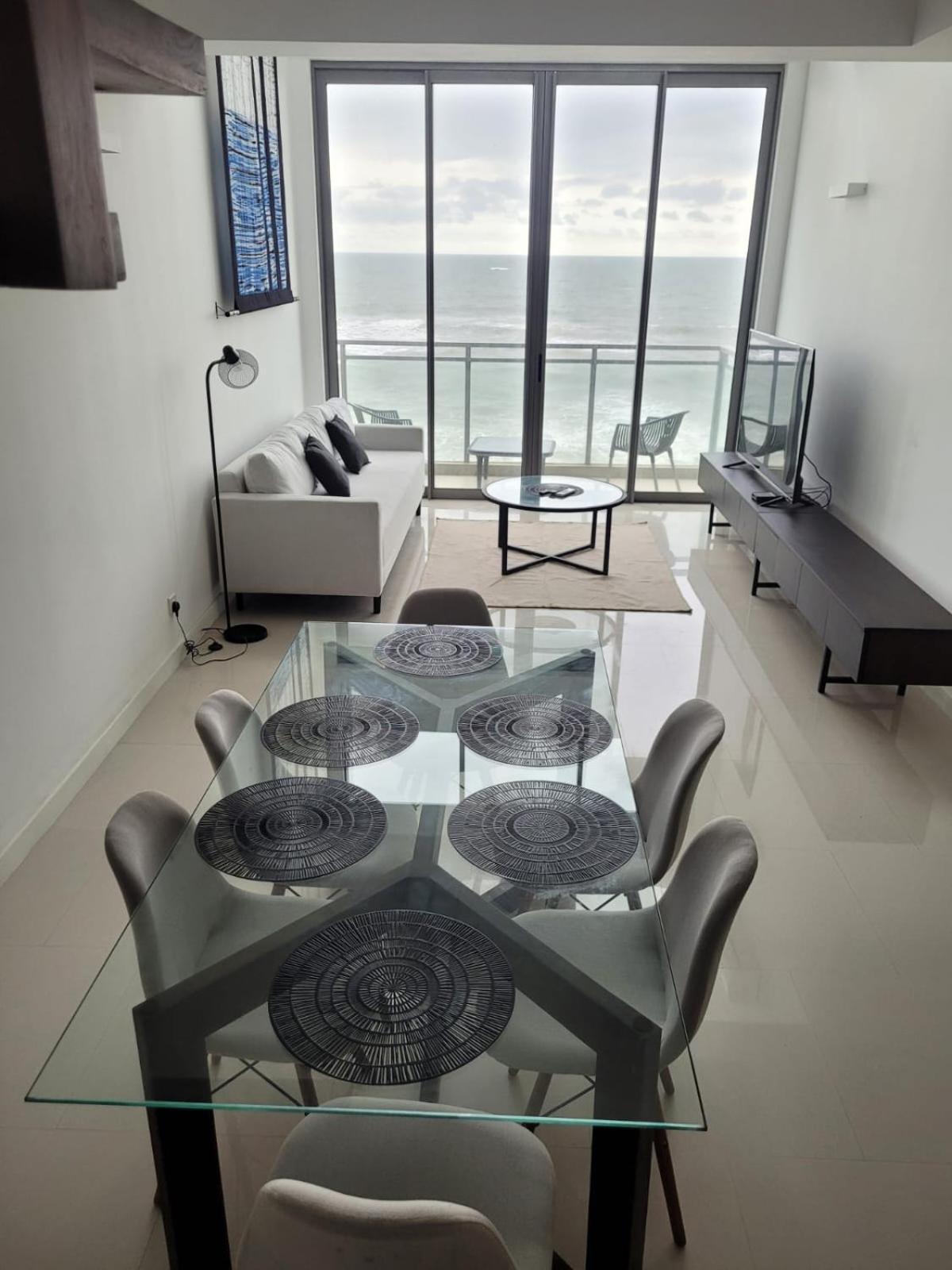 Hasara Oceanfront Apartments Galle Buitenkant foto