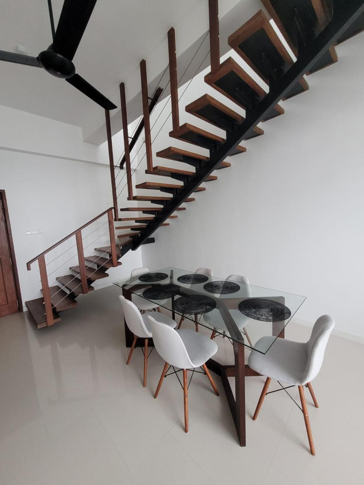 Hasara Oceanfront Apartments Galle Buitenkant foto